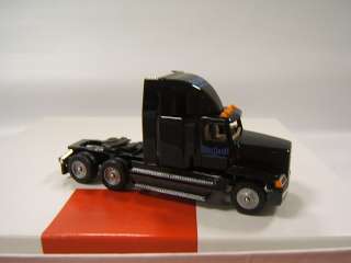 Winross Bernz O matic Newell Comapny Freightliner truck  